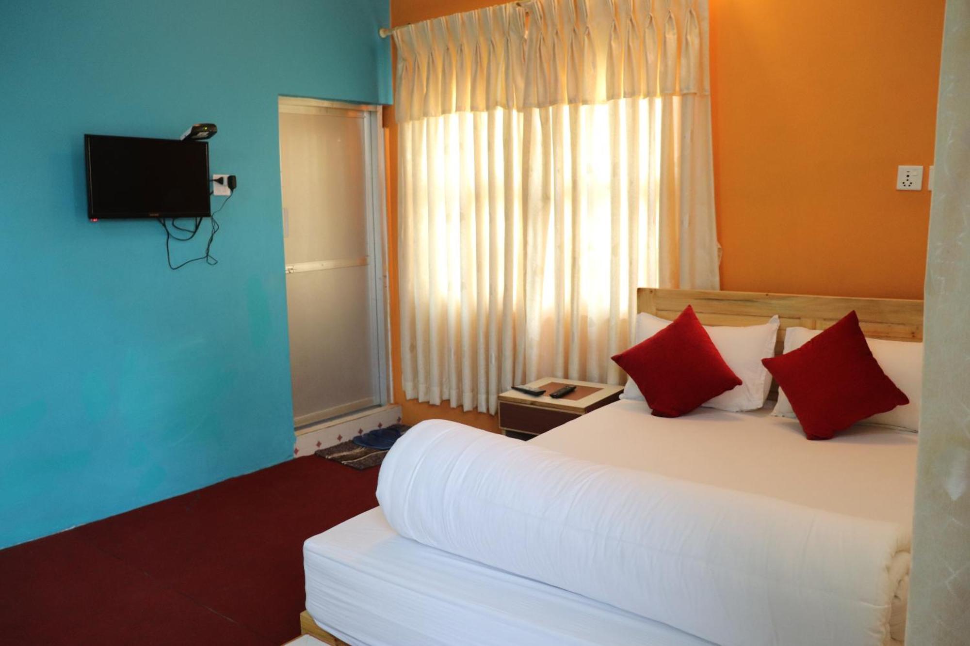 Hotel Young'S Stupa Ranipauwa 外观 照片