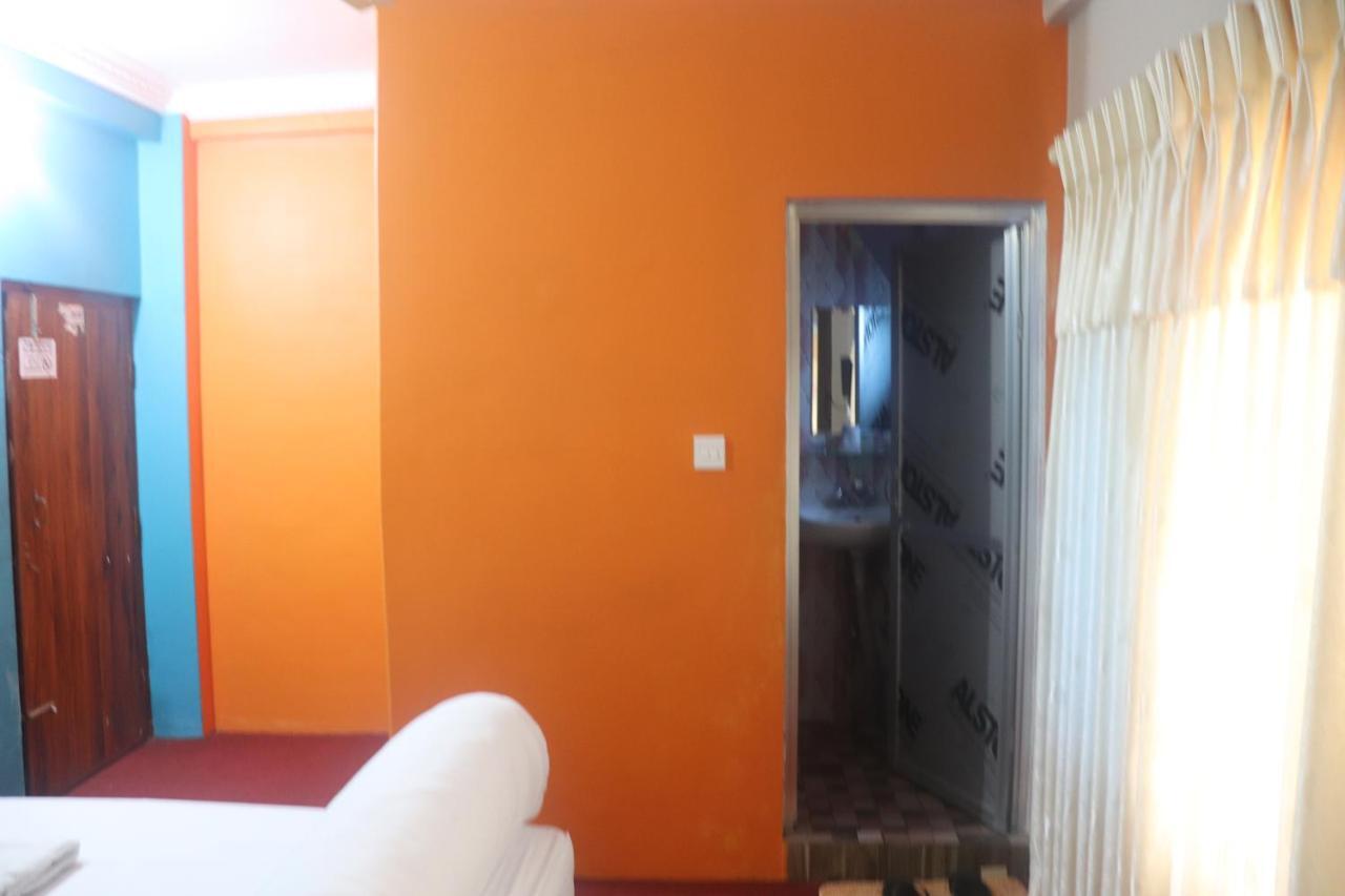 Hotel Young'S Stupa Ranipauwa 外观 照片